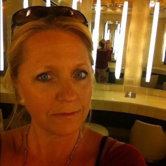 Meet your Posher, Laura - Picture 8 of 8